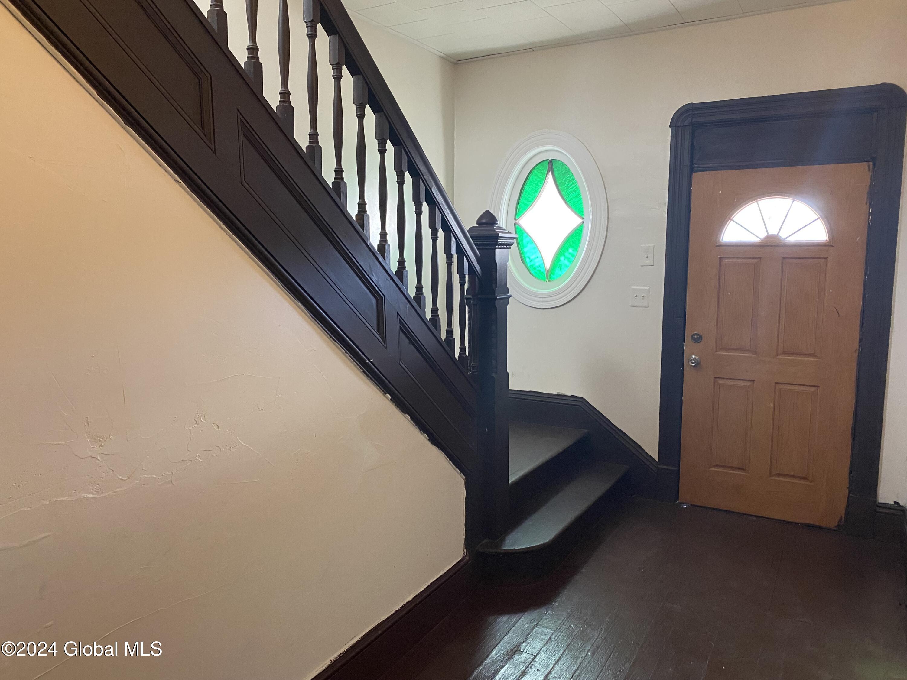 907 Delamont Avenue Schenectady, NY 12307 - Photo 5 of 19 IMG_5257