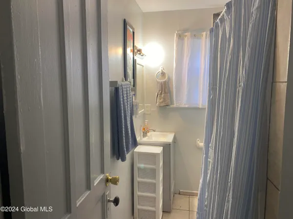 $319,900 | 907 Delamont Avenue, Schenectady, NY 12307