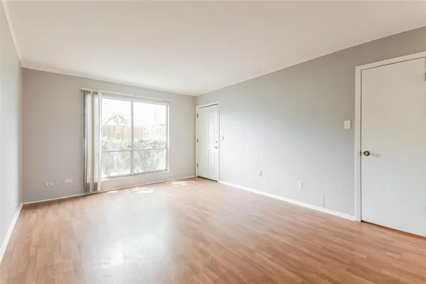 $1,285 | 1400 North Austin Street, Unit 1, Denton, TX 76201