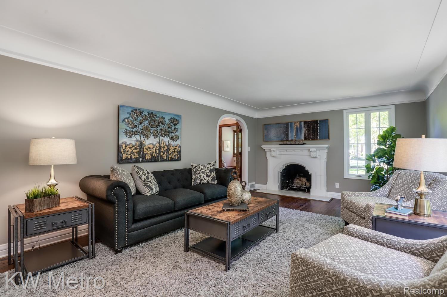 681 Washington Road Grosse Pointe, MI 48230 - Photo 12 of 52 681 Washington Rd Grosse-large-038-068-681 Washington Road Grosse-1500x1000-72dpi.jpg