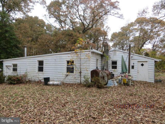 822 Swift Road Pasadena, MD 21122 - Photo 1 of 3 Exterior (Front)