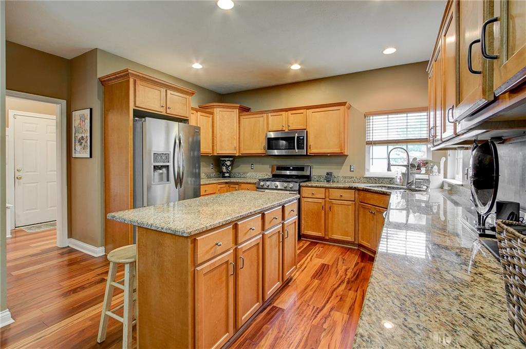 6411 Harrison Ridge Boulevard Indianapolis, IN 46236 - Photo 9 of 60 Gallery Image 9