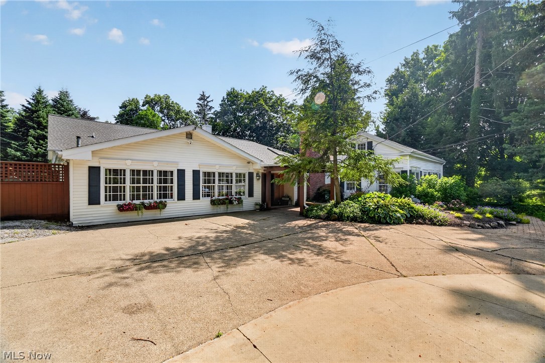 11679 Bell Road Newbury, OH 44065 - Photo 4 of 50