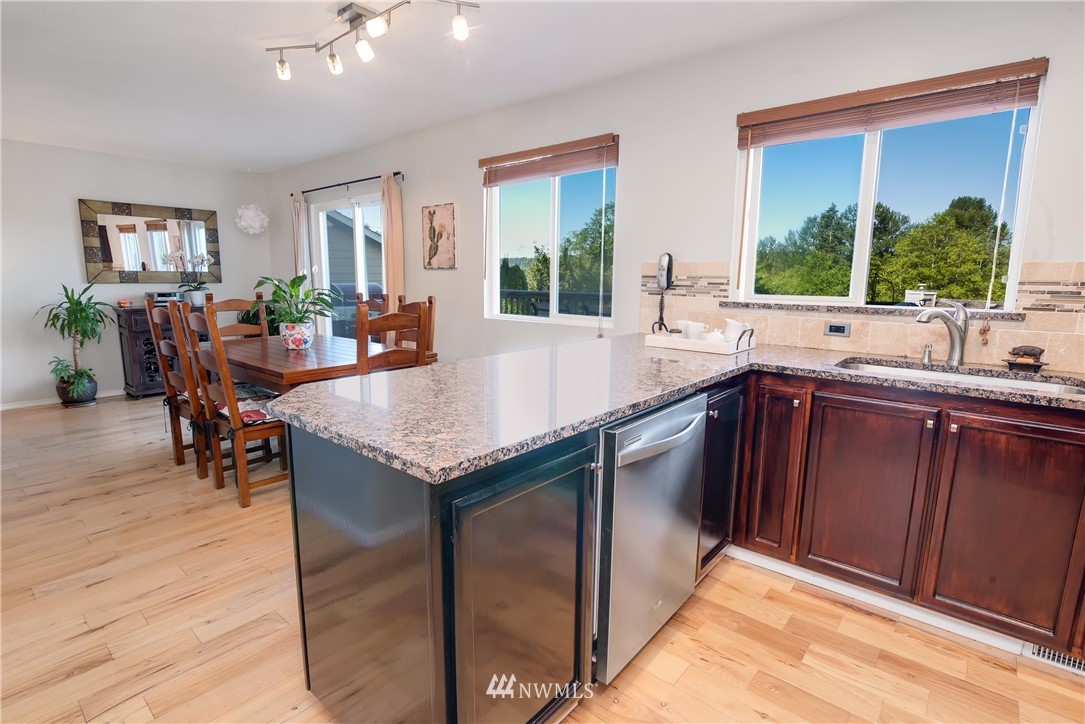 21018 25th Drive Southeast Bothell, WA 98021 - Photo 8 of 21