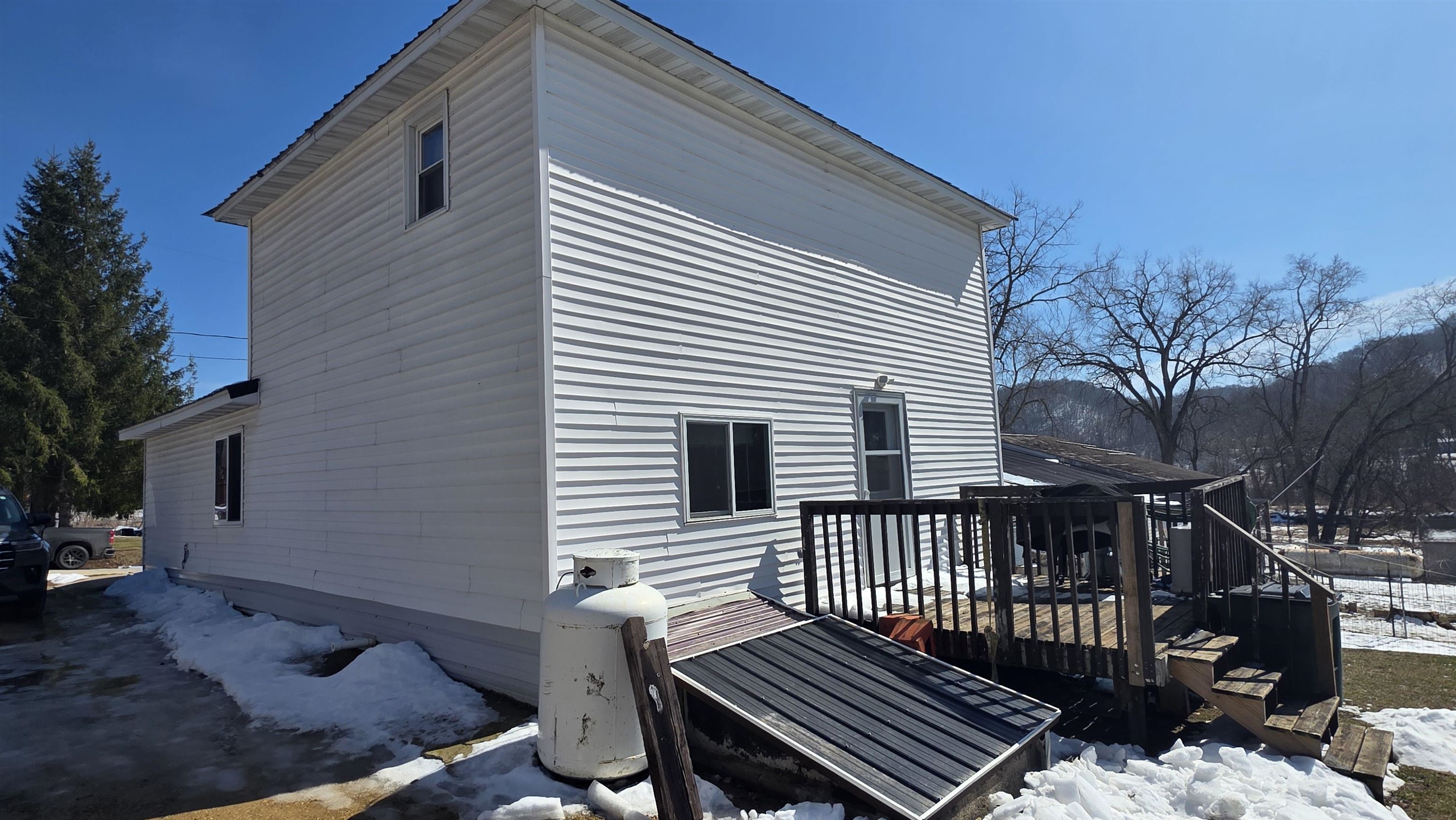 143 Bridge Steuben, WI 54657 - Photo 4 of 32
