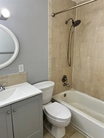 $1,700 | 1261 Southwest 46th Avenue, Unit 2003, Pompano Beach, FL 33069