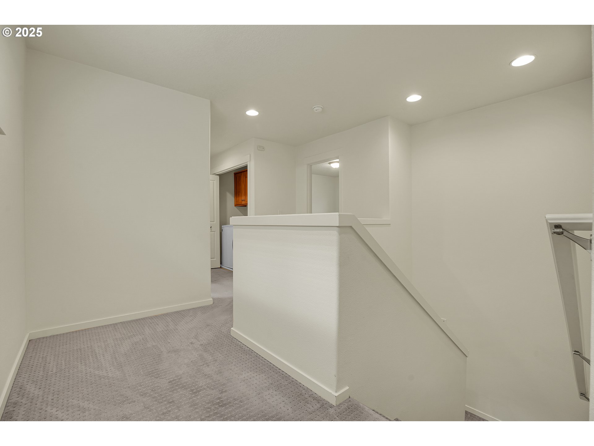 4264 Southwest Highgate Terrace Beaverton, OR 97078 - Photo 17 of 38