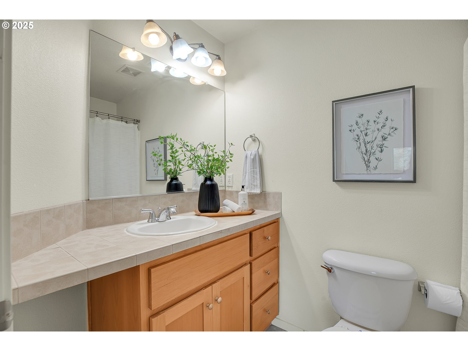 4264 Southwest Highgate Terrace Beaverton, OR 97078 - Photo 21 of 38