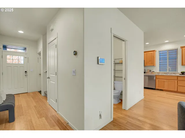 $549,900 | 4264 Southwest Highgate Terrace, Beaverton, OR 97078