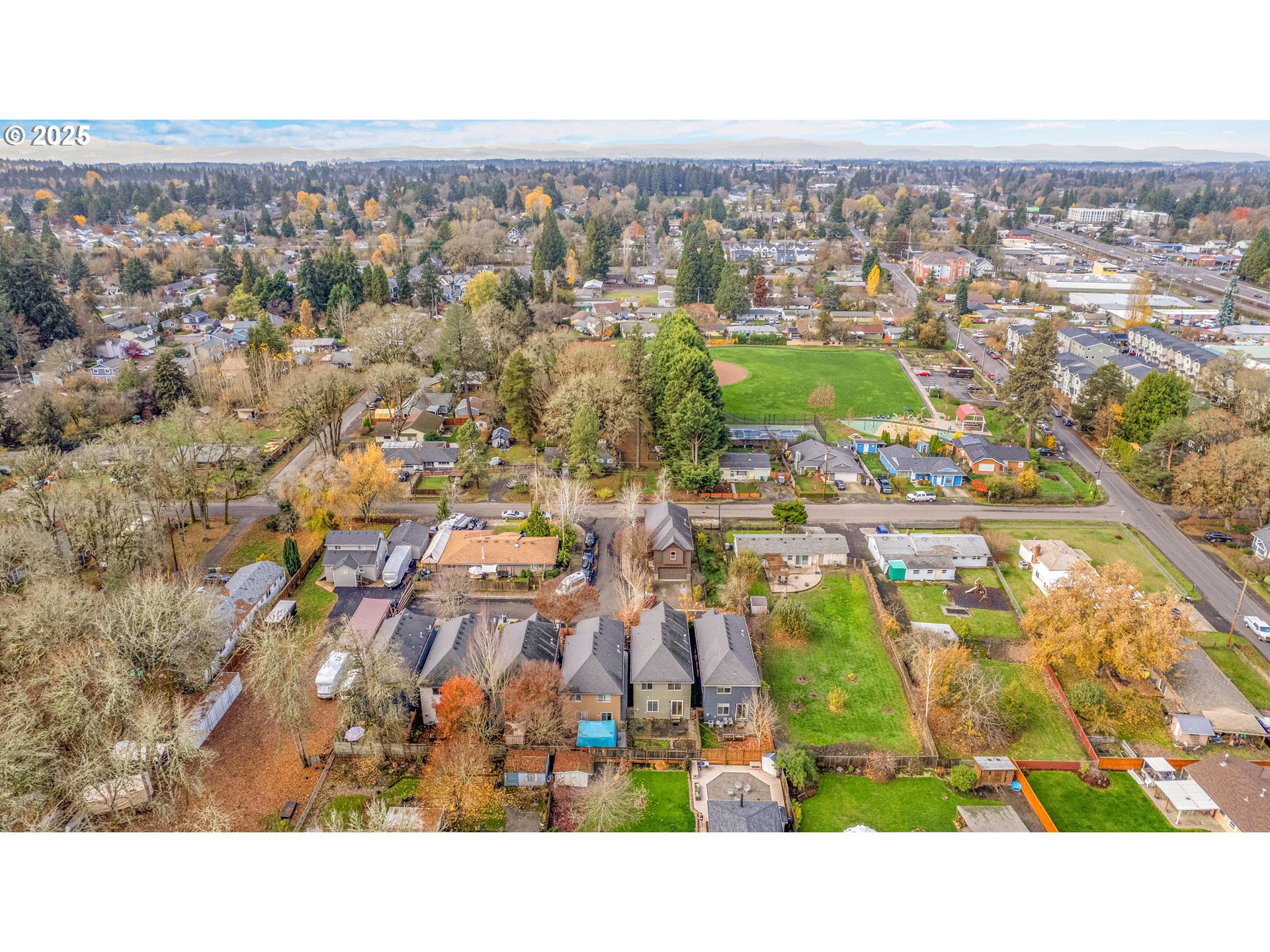 4264 Southwest Highgate Terrace Beaverton, OR 97078 - Photo 37 of 38