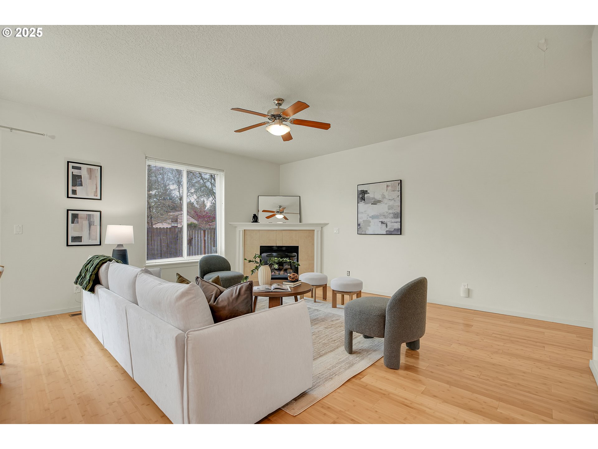 4264 Southwest Highgate Terrace Beaverton, OR 97078 - Photo 5 of 38