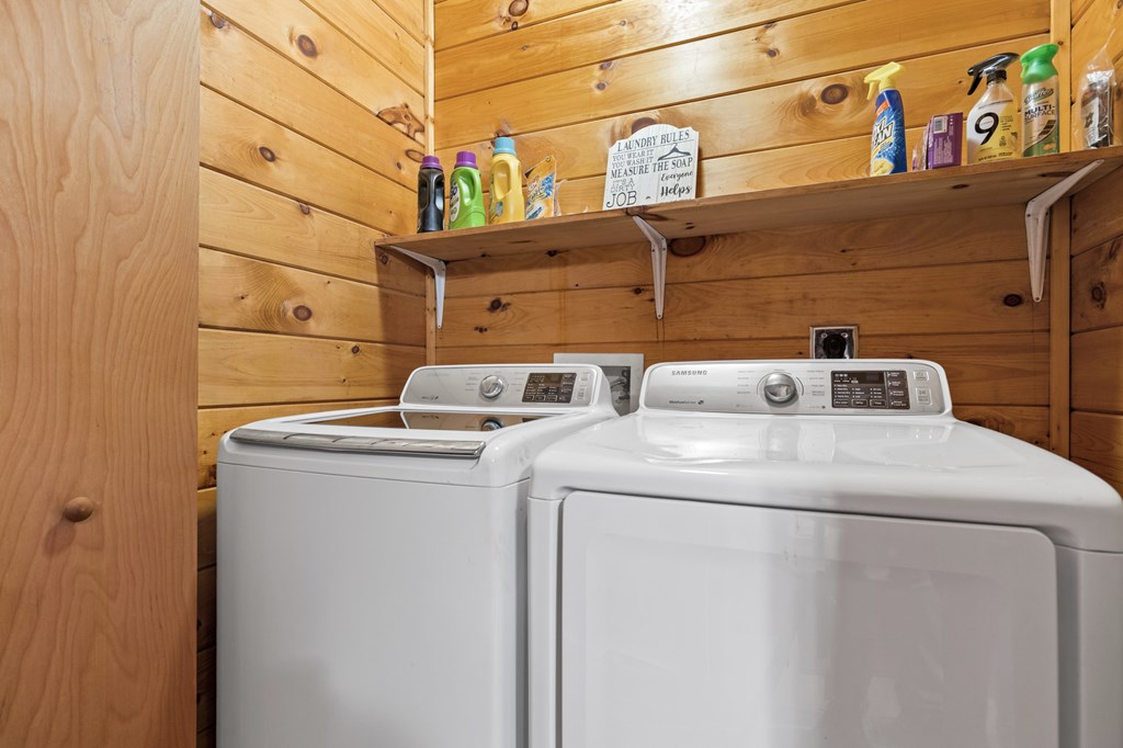 267 Granny Branch Drive Blue Ridge, GA 30513 - Photo 26 of 30 a utility room with dryer and washer