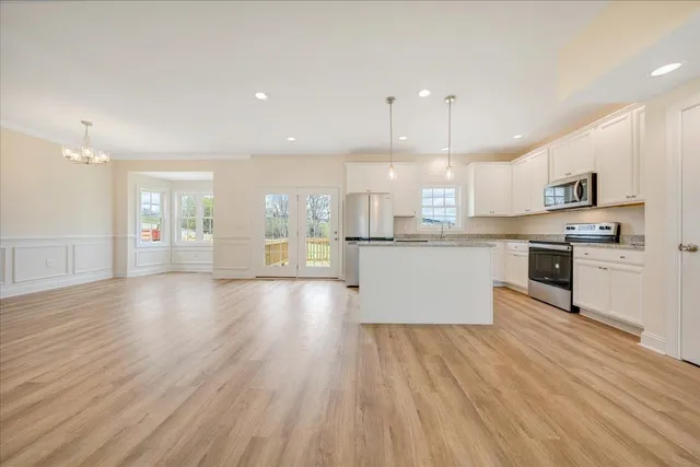 $389,950 | 207 Wexford Street, Staunton, VA 24401