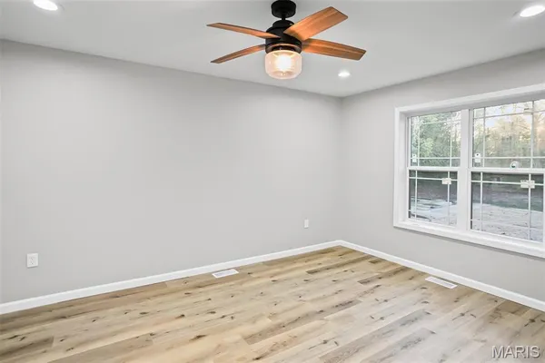 $249,000 | 1645 Jones Hollow Road, Nebo, IL 62355
