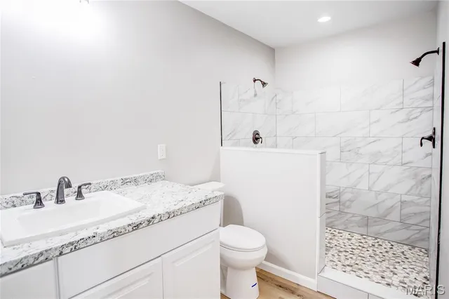 $249,000 | 1645 Jones Hollow Road, Nebo, IL 62355