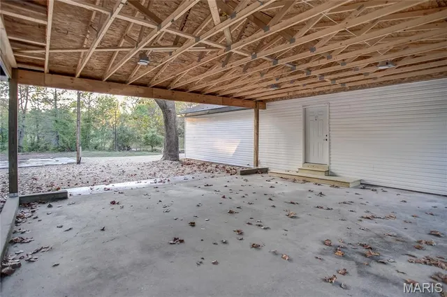 $249,000 | 1645 Jones Hollow Road, Nebo, IL 62355