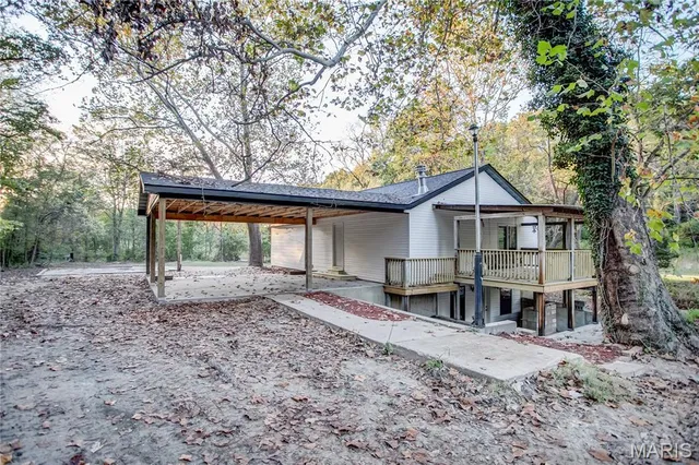 $249,000 | 1645 Jones Hollow Road, Nebo, IL 62355