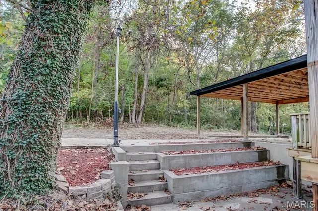 $249,000 | 1645 Jones Hollow Road, Nebo, IL 62355