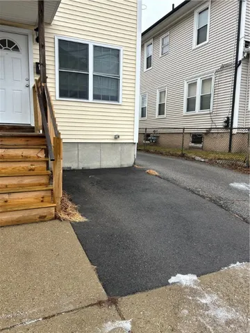 $2,250 | 25 Denison Street, Unit 1, Providence, RI 02904
