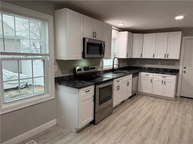 $2,250 | 25 Denison Street, Unit 1, Providence, RI 02904