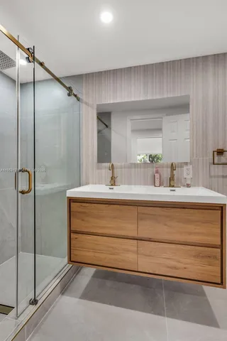 $4,000 | 4802 Northwest 11th Avenue, Miami, FL 33127