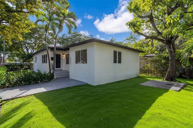 $4,000 | 4802 Northwest 11th Avenue, Miami, FL 33127