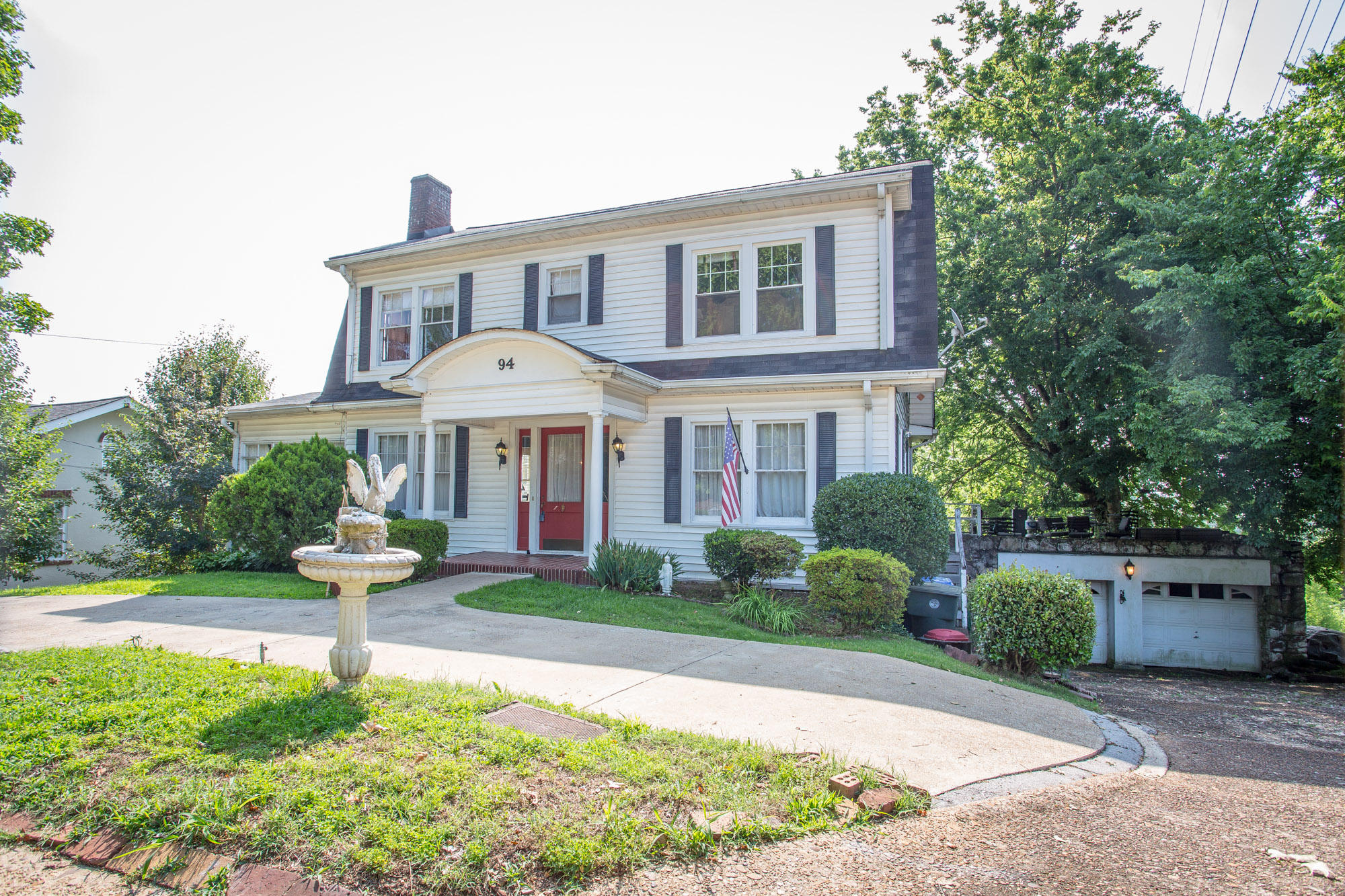 94 South Crest Road Chattanooga, TN 37404 - Photo 2 of 70 94 S. Crest-2