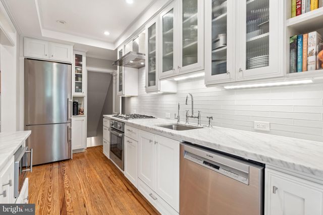 $1,360,000 | 2106 Huidekoper Place Northwest, Washington, DC 20007