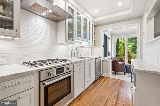 $1,360,000 | 2106 Huidekoper Place Northwest, Washington, DC 20007