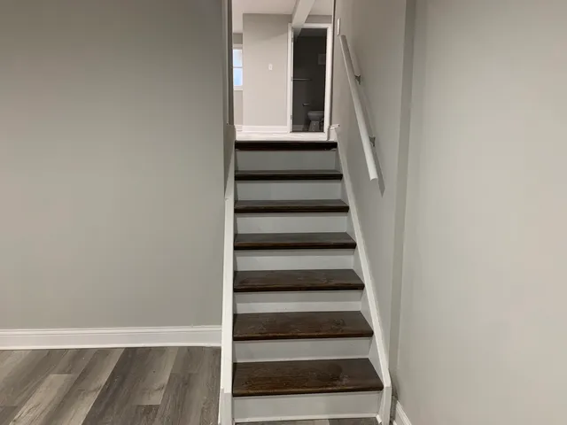 $499,900 | 6701 West Forest View Lane, Niles, IL 60714