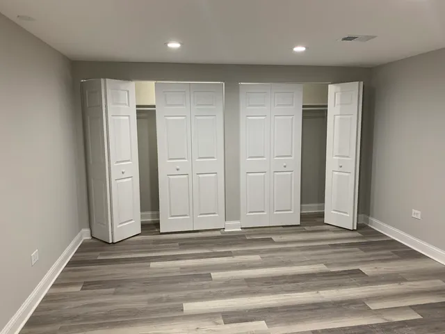 $499,900 | 6701 West Forest View Lane, Niles, IL 60714