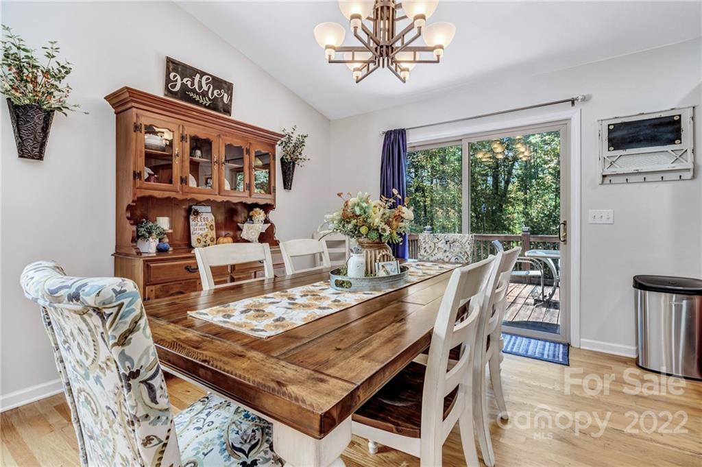 85 Redden Road Hendersonville, NC 28739 - Photo 18 of 48 Gallery Image 18