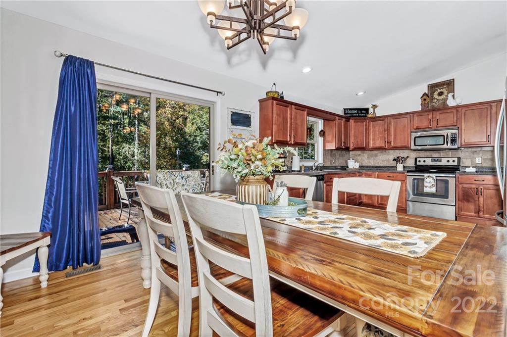 85 Redden Road Hendersonville, NC 28739 - Photo 19 of 48 Gallery Image 19