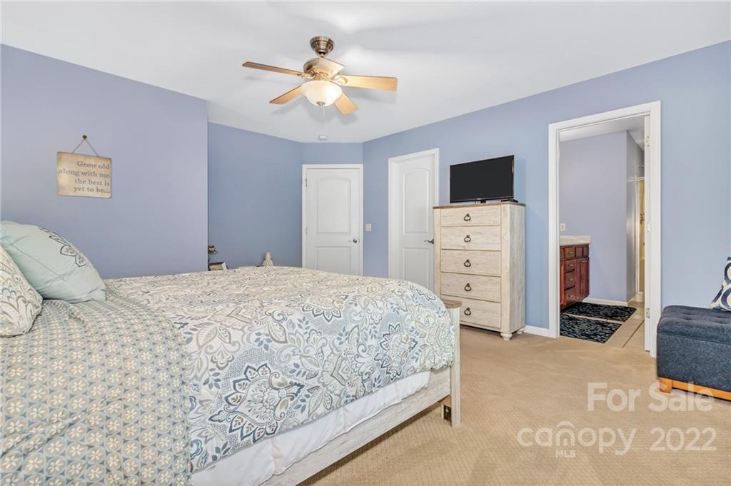 85 Redden Road Hendersonville, NC 28739 - Photo 27 of 48 Gallery Image 27