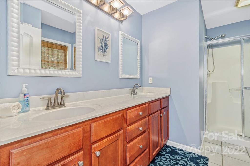 85 Redden Road Hendersonville, NC 28739 - Photo 29 of 48 Gallery Image 29