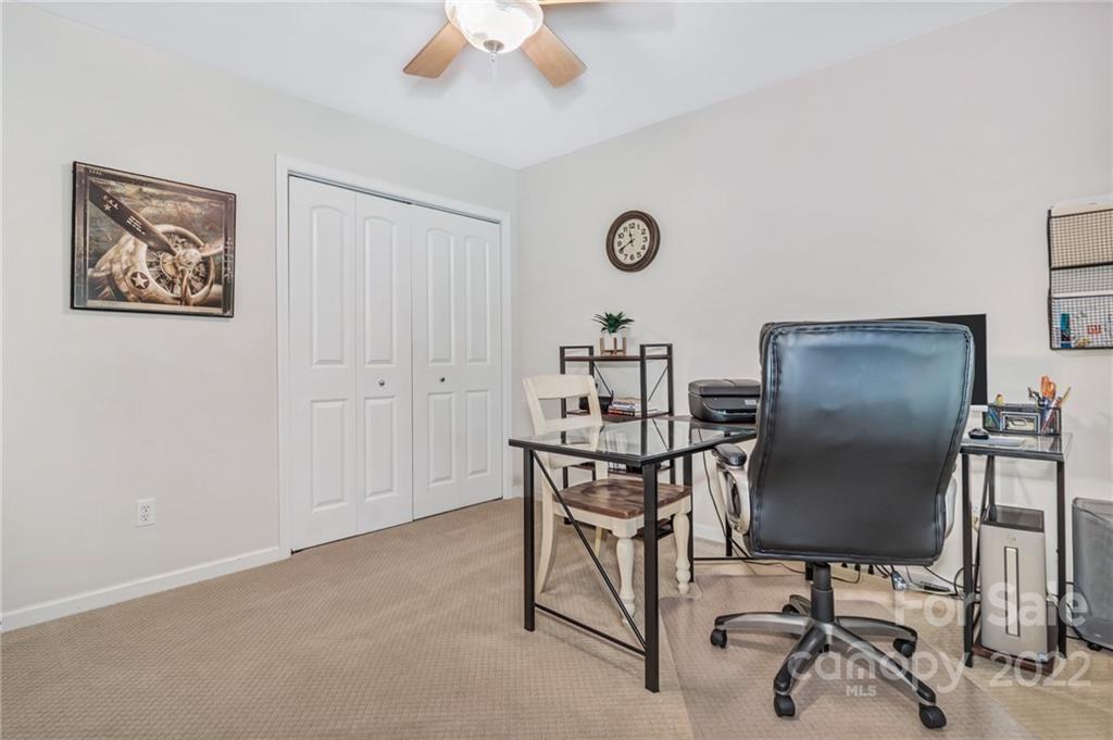 85 Redden Road Hendersonville, NC 28739 - Photo 34 of 48 Gallery Image 34