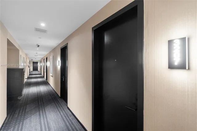 $3,400 | 398 Northeast 5th Street, Unit 3207, Miami, FL 33132