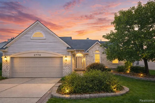 $3,000 | 1770 Dogwood Trail, Walled Lake, MI 48390