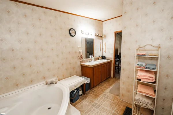 $250,000 | 2 Raisinwood Drive, Simpsonville, SC 29681