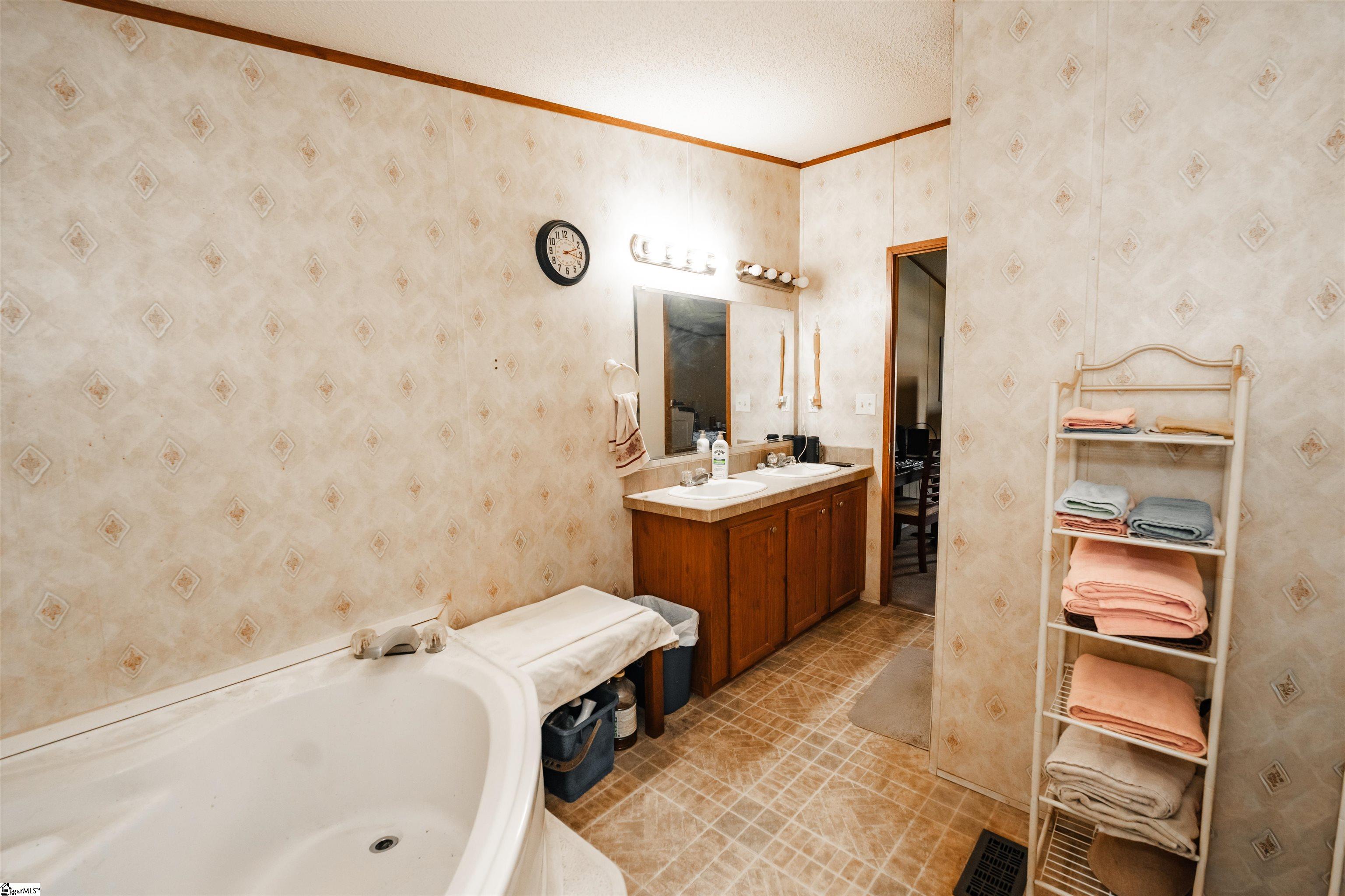 2 Raisinwood Drive Simpsonville, SC 29681 - Photo 8 of 20