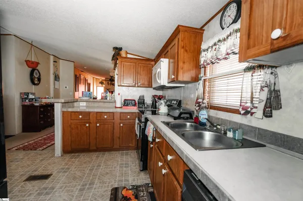 $250,000 | 2 Raisinwood Drive, Simpsonville, SC 29681