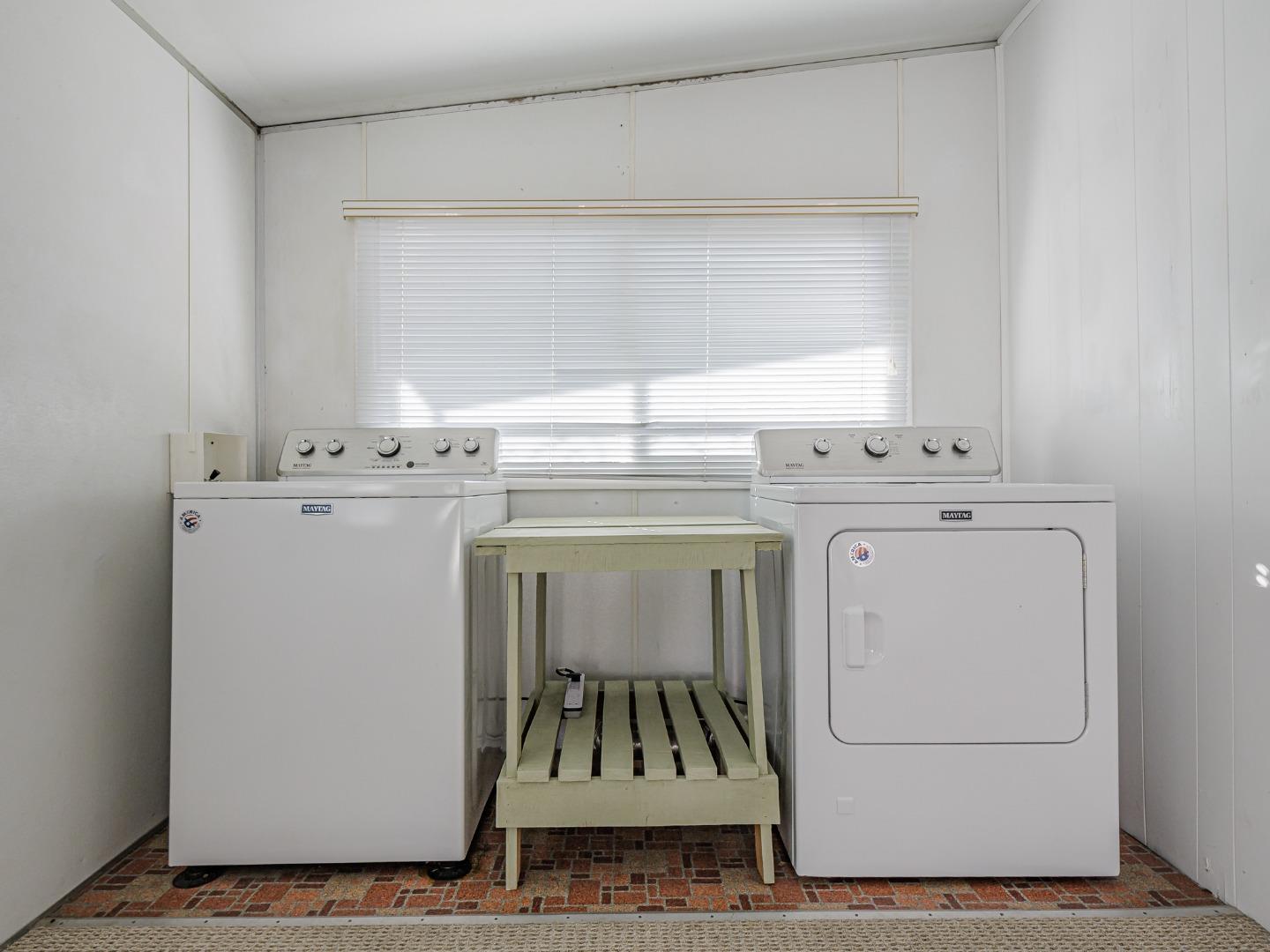 225 Mt Hermon Road, Unit 37 Scotts Valley, CA 95066 - Photo 23 of 44 a utility room with dryer and washer
