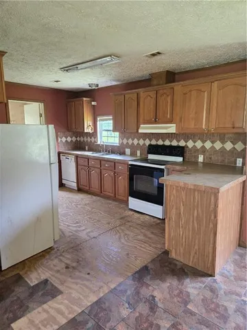 $129,400 | 130 Cherry Drive, Many, LA 71449