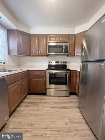 $1,295 | 2041 North Susquehanna Trail, Unit F, York, PA 17404