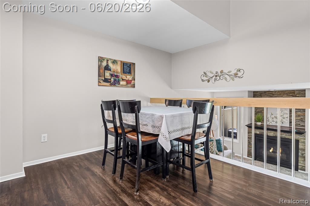 39455 Country Lane Novi, MI 48375 - Photo 4 of 52