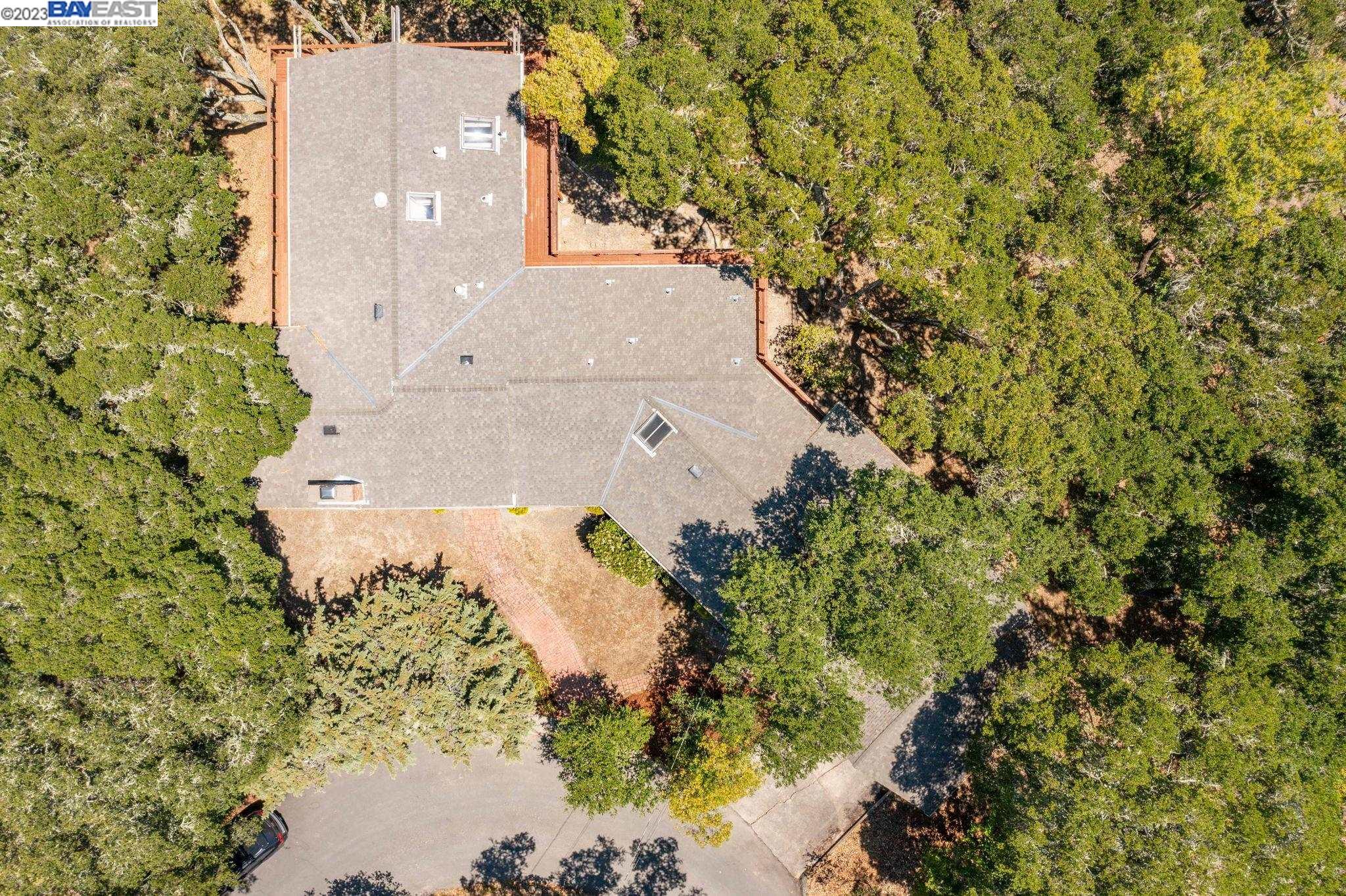 Undisclosed Address Orinda, CA 94563 - Photo 28 of 32 a view of a yard