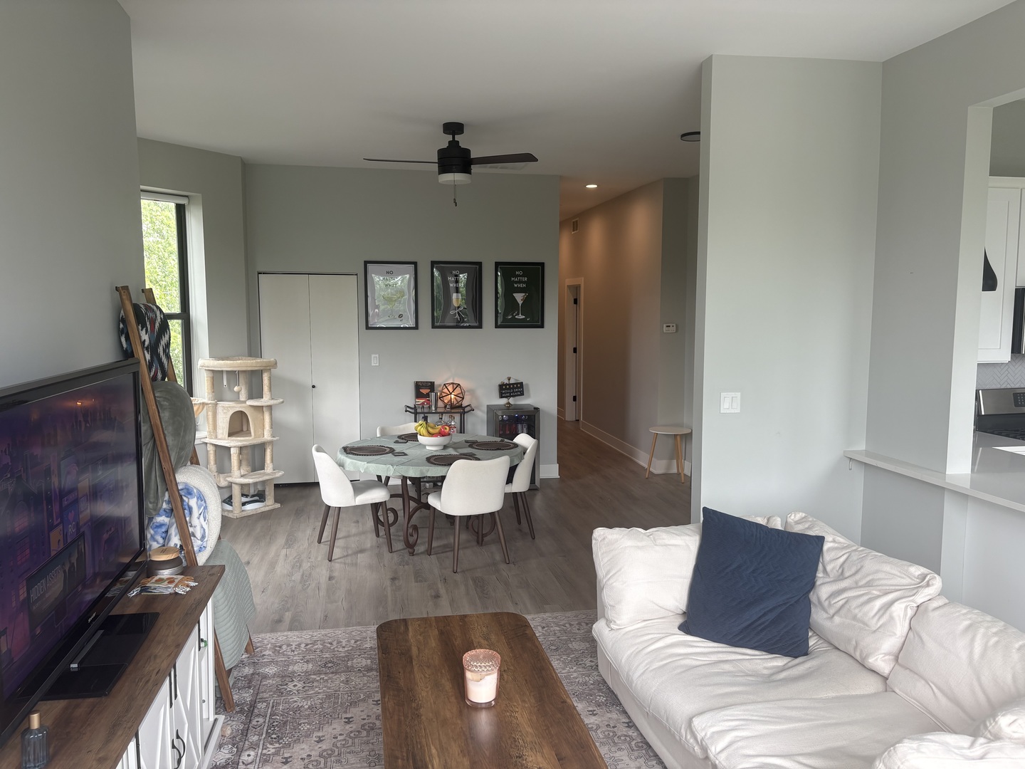 1456 West Addison Street, Unit 3 Chicago, IL 60613 - Photo 4 of 19