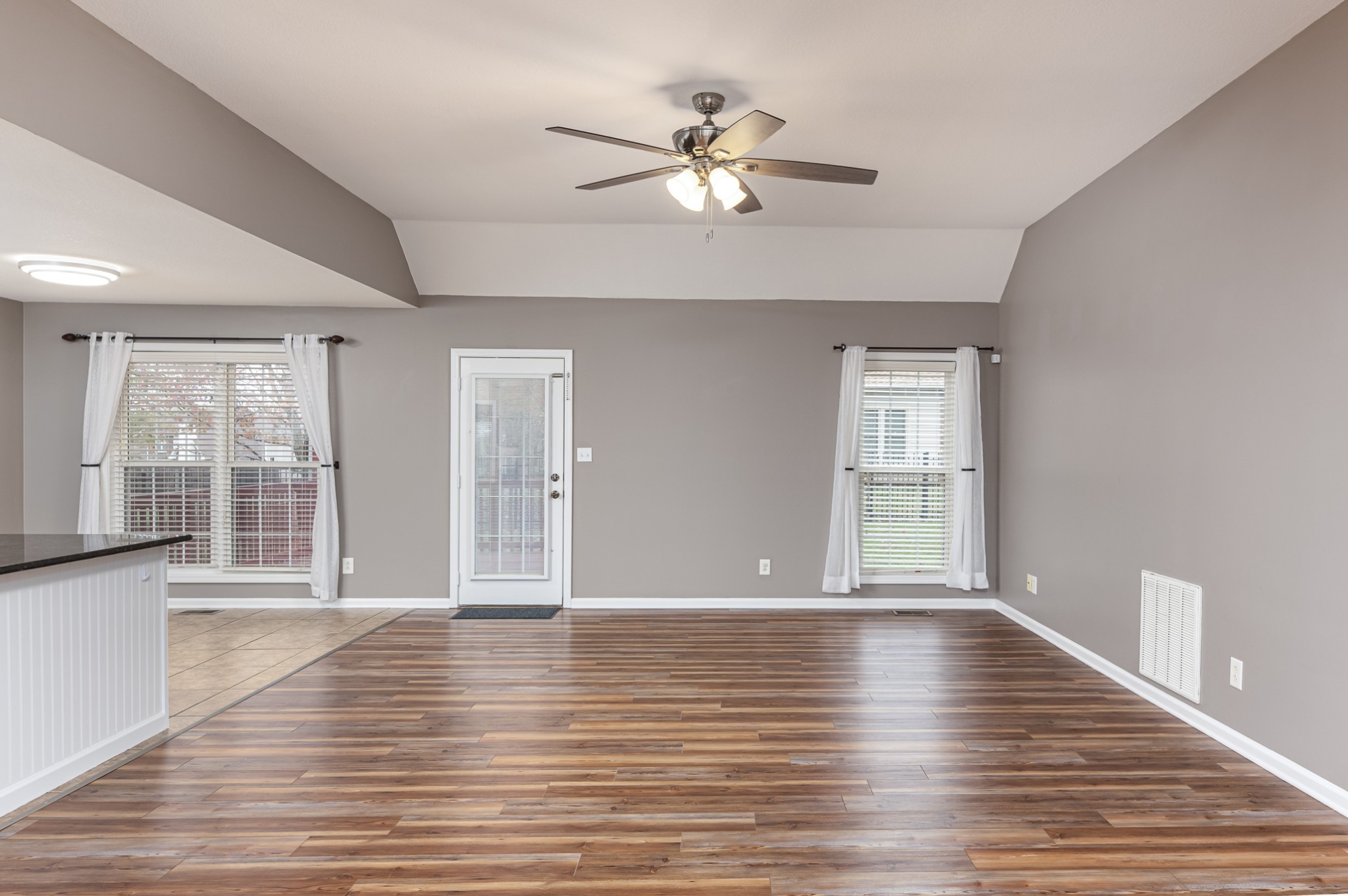 361 Sango Road Clarksville, TN 37043 - Photo 6 of 40 Gallery Image 6