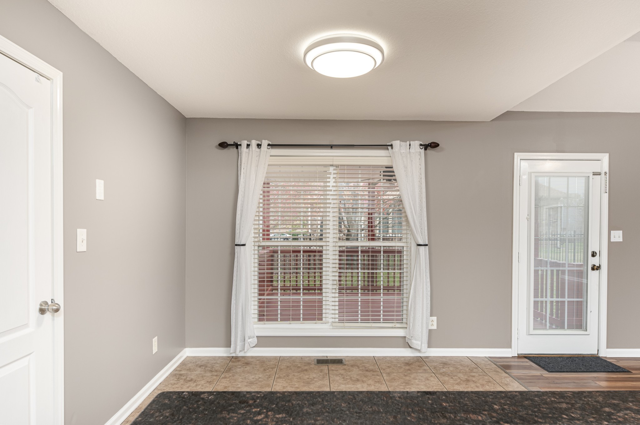 361 Sango Road Clarksville, TN 37043 - Photo 9 of 40 Gallery Image 9