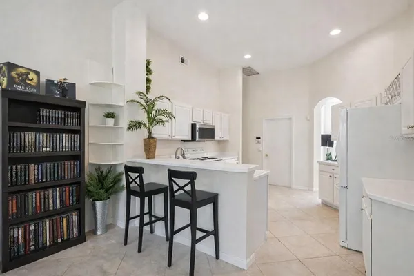 $434,900 | 8032 Pine Hollow Drive, Mount Dora, FL 32757